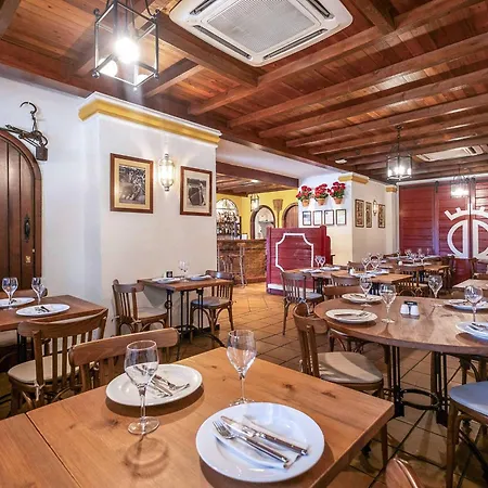 Melia Lebreros Sevilla