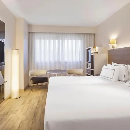 Hotel Melia Lebreros