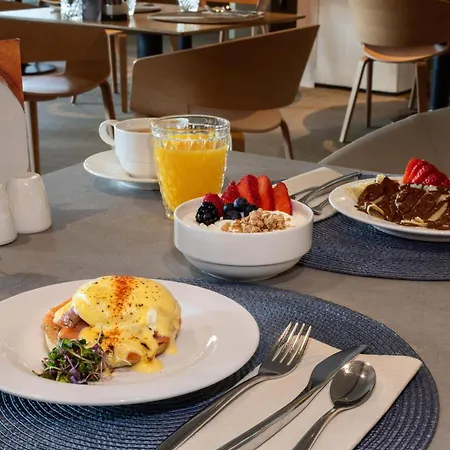 Hotel Melia Lebreros