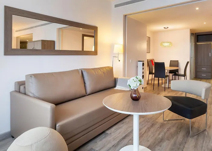 Hotel Melia Lebreros 4*