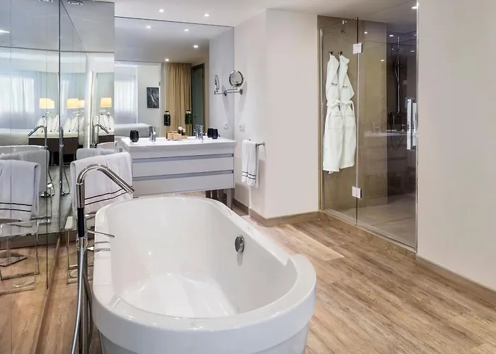 Melia Lebreros Sevilla