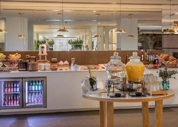 Hotel Melia Lebreros 4*